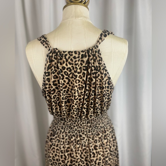 Suzy Shier Leopard V-Neck Maxi Dress - Stretchy, Size Large - Picture 6 of 9